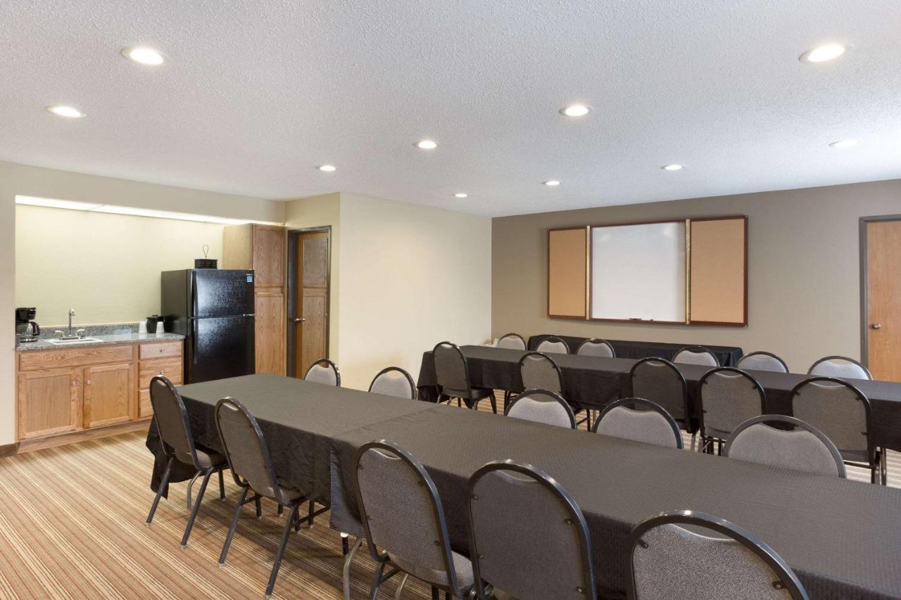 את'נס Quality Inn מראה חיצוני תמונה