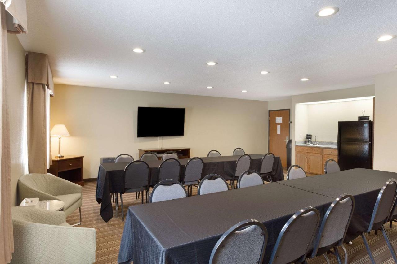 את'נס Quality Inn מראה חיצוני תמונה