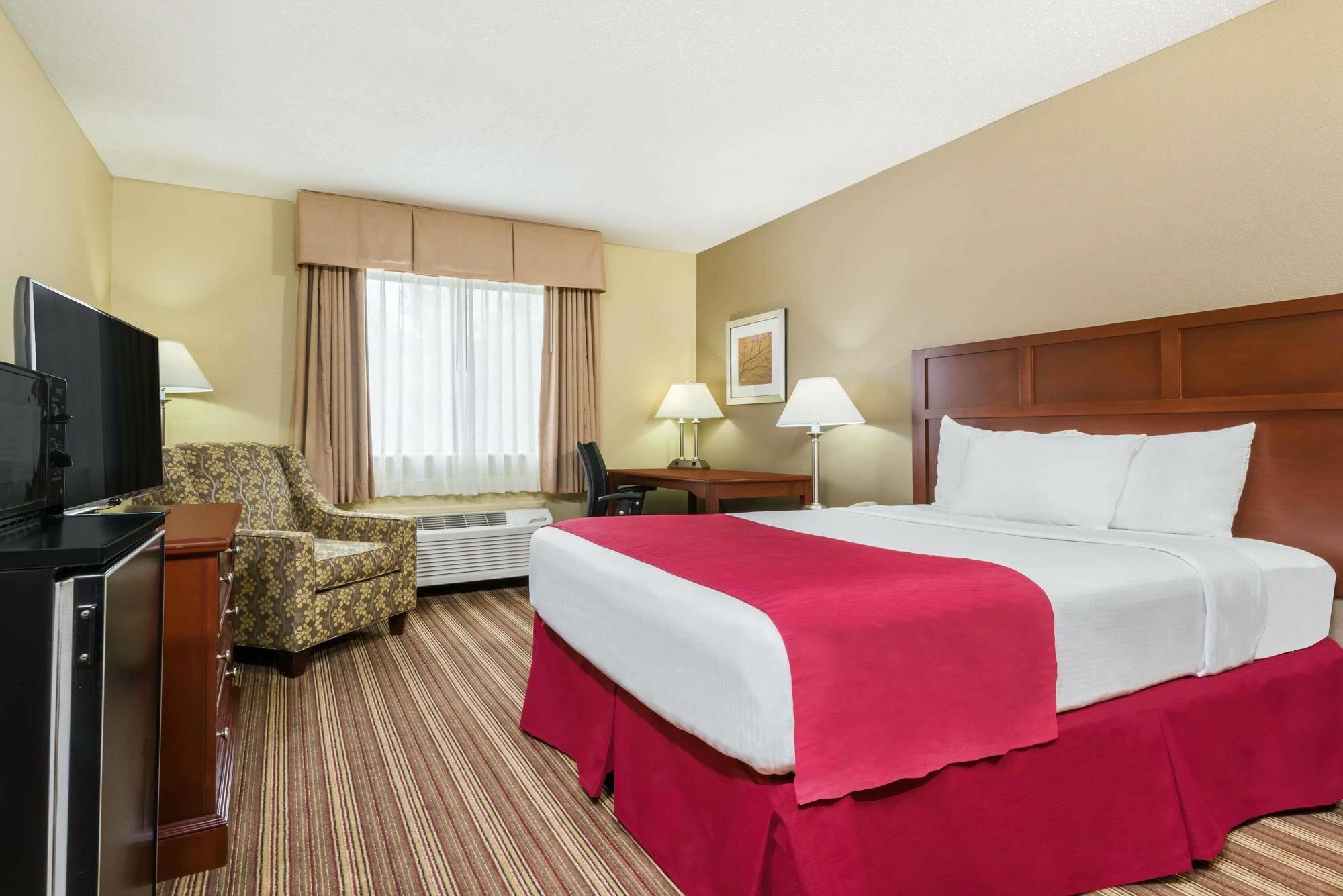 את'נס Quality Inn מראה חיצוני תמונה