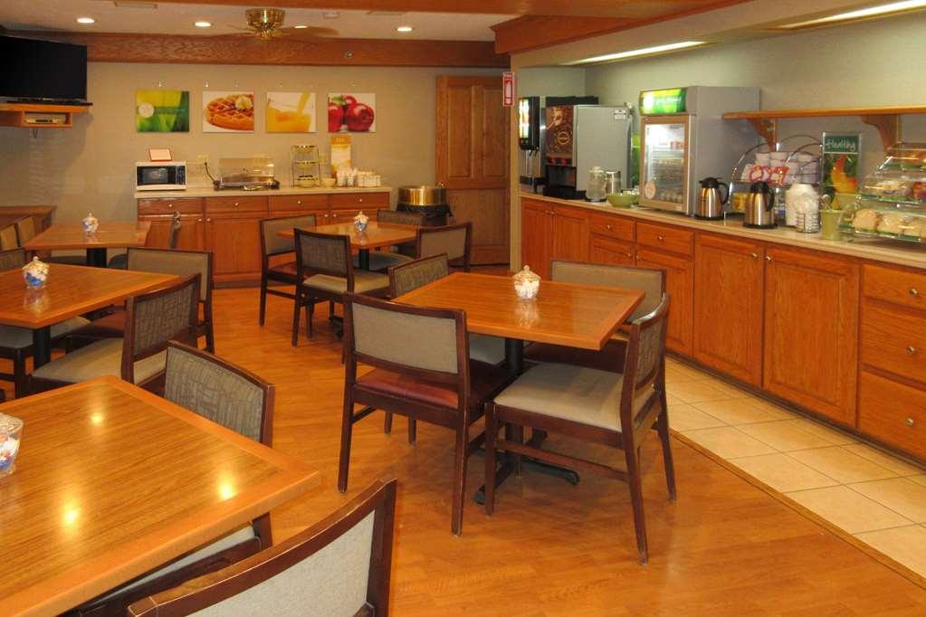 את'נס Quality Inn מסעדה תמונה